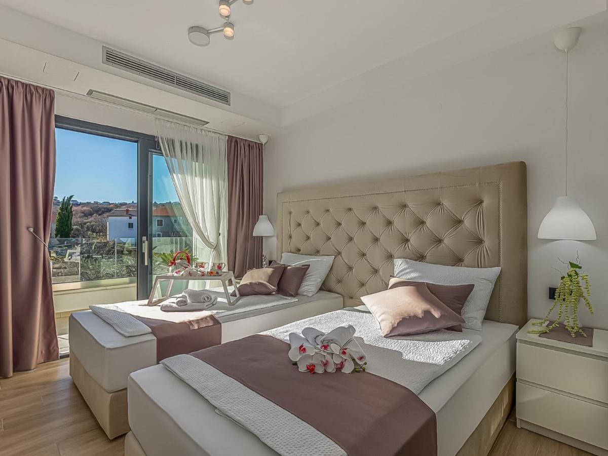 Villa Milly Vrh  エクステリア 写真