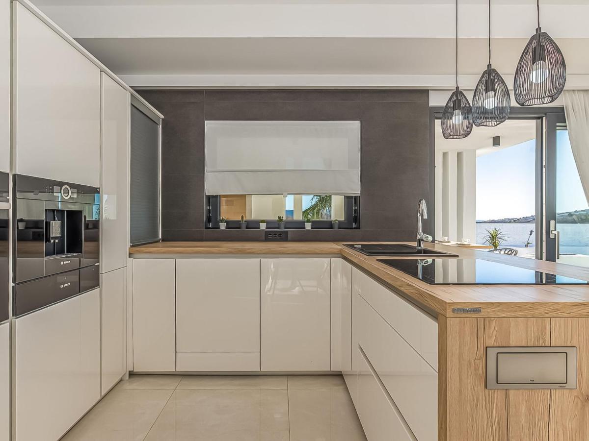 Villa Milly Vrh  エクステリア 写真