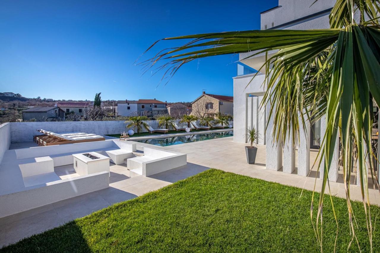 Villa Milly Vrh  エクステリア 写真