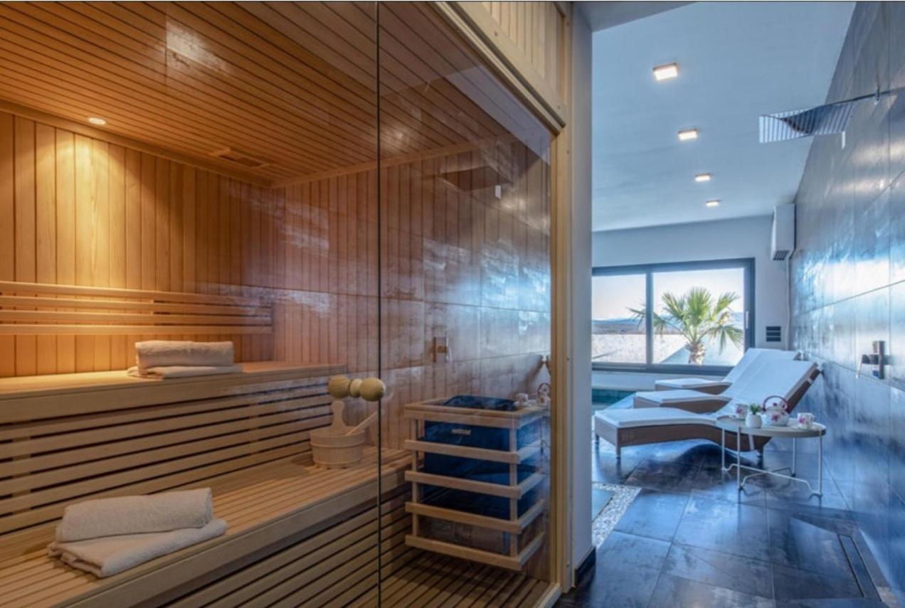 Villa Milly Vrh  エクステリア 写真